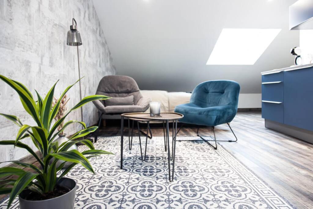 Le Studio 40 Chateauroux Bagian luar foto